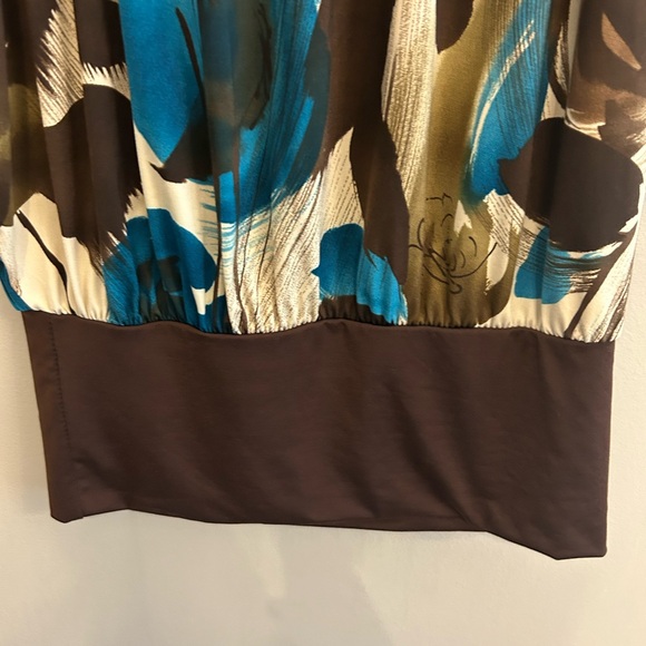 Women’s Y2K Body Central floral flowing top with fitted bottom - Picture 7 of 12